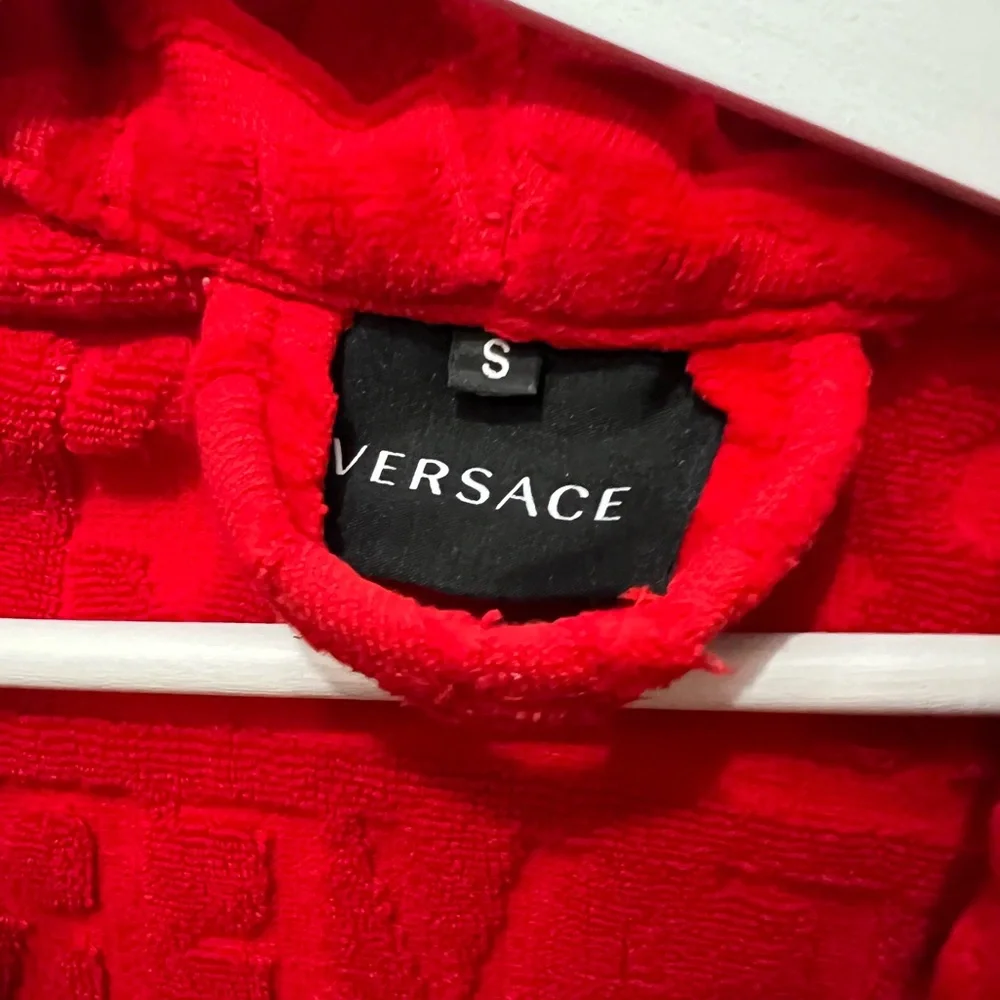 Versace robe - Picture 4 of 5